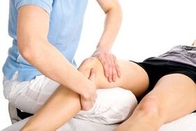 Sesión de masaxe para a artrose das articulacións